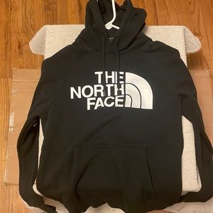 Black North Face hoodie